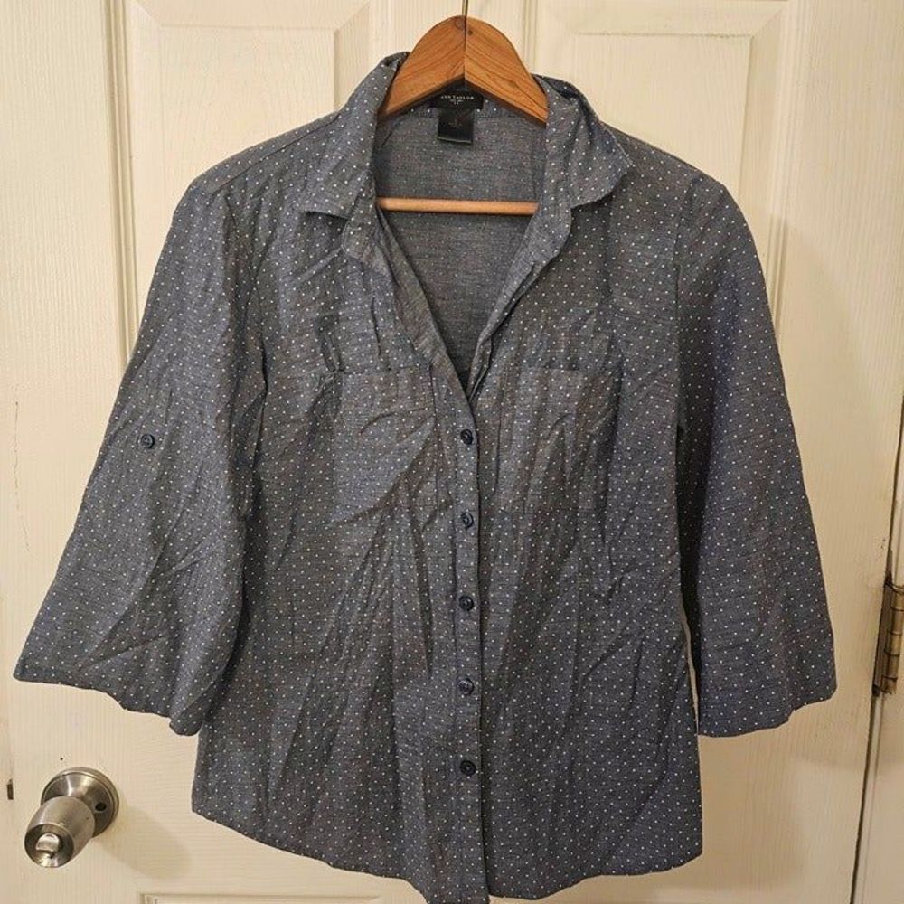 Ann Taylor Woman's Button Top Navy Blue White Dot Chambray 3/4 Sleeve Sz 2